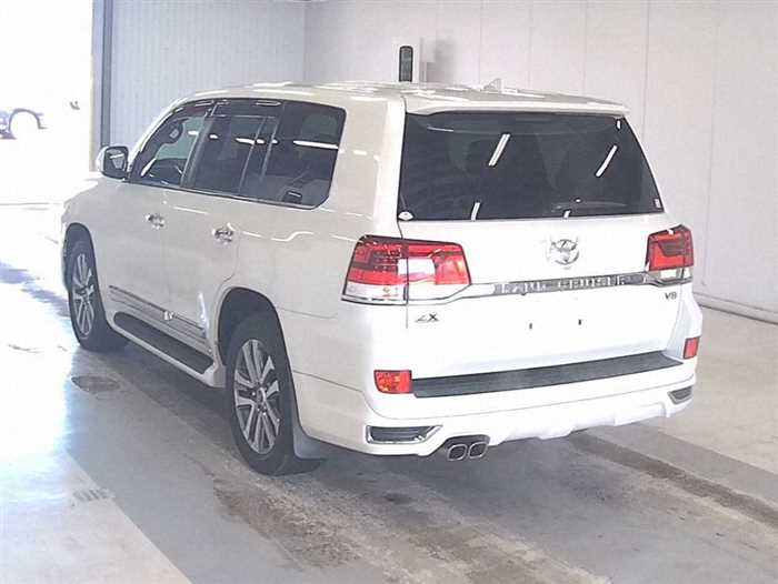 W241044 Toyota Land Cruiser 2020