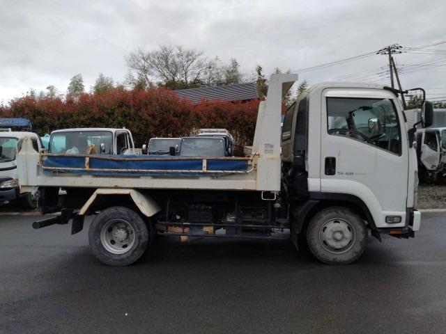 No.1211419 ISUZU FORWARD (DUMP TRUCK)