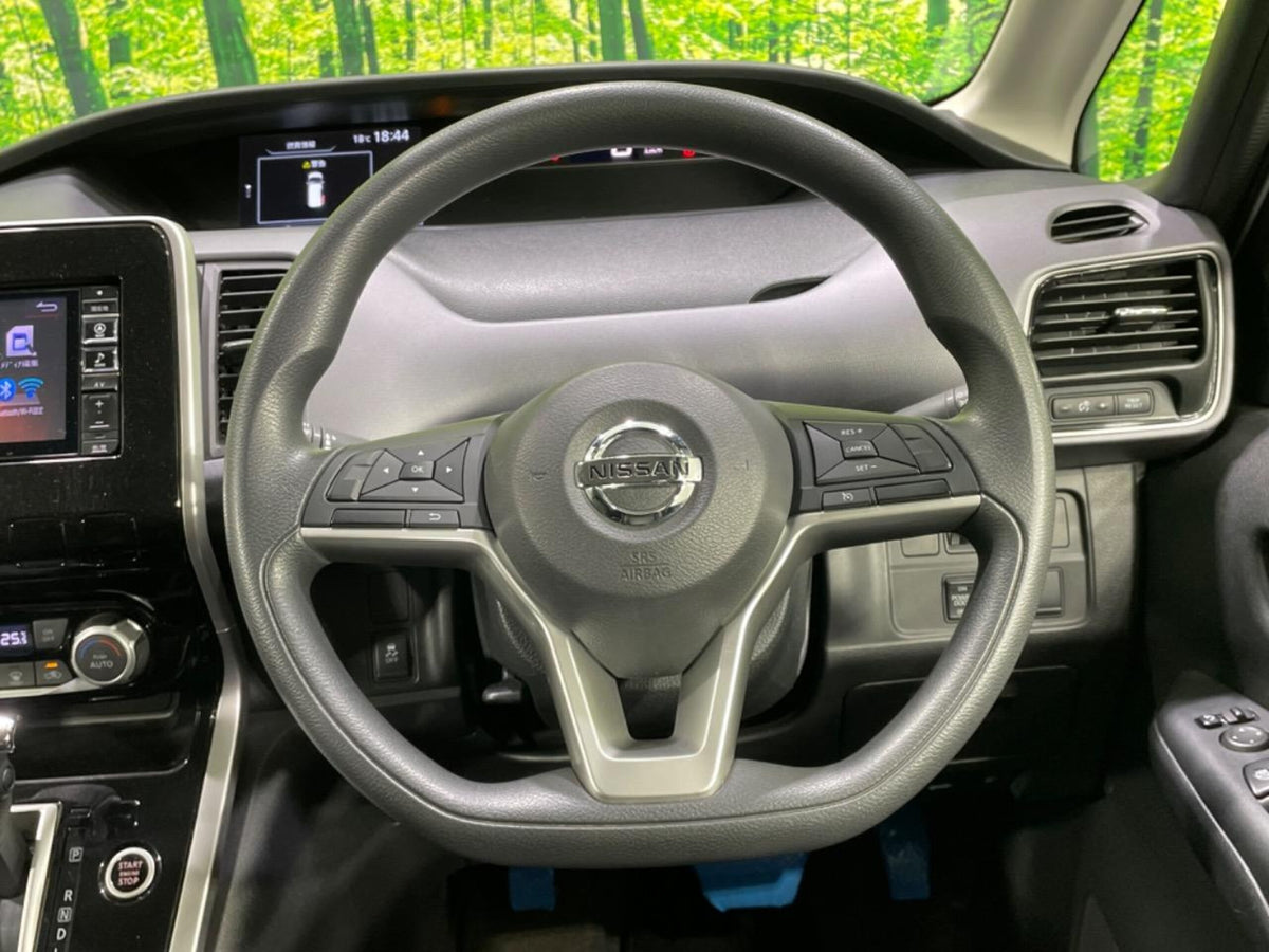 2017 Nissan Serena 2.0 S