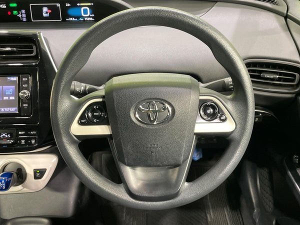 Toyota Prius 1.8 E