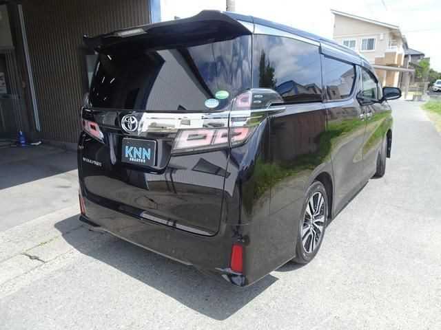 W241041 2018 Toyota Vellfire