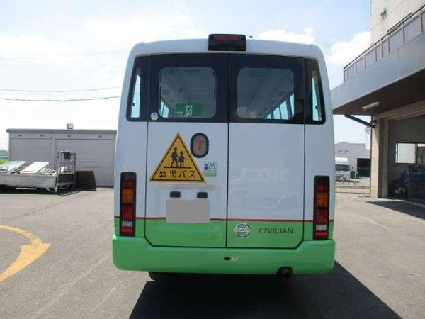 Nissan Civilian bus préscolaire