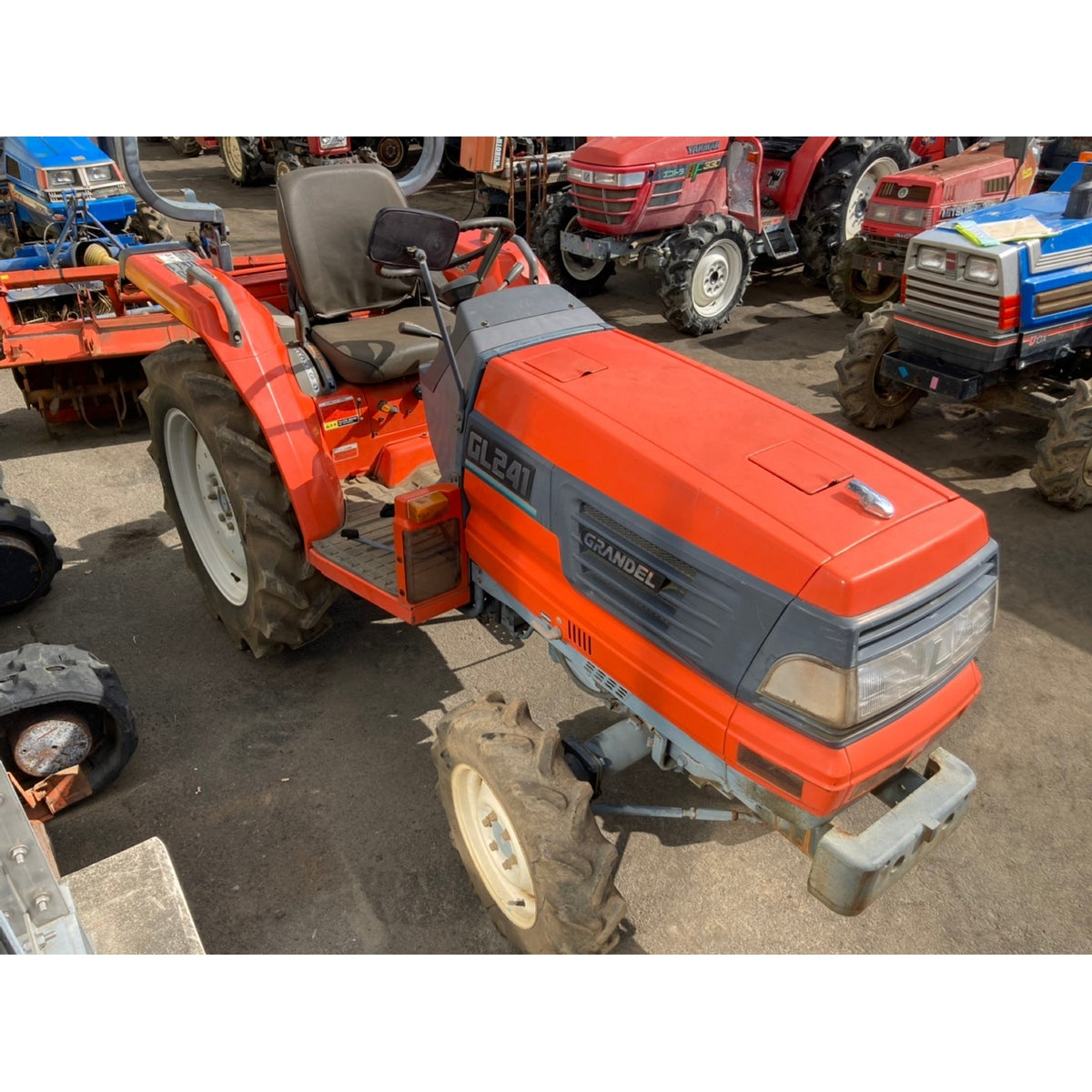 Tracteur Kubota GL241D 1717h