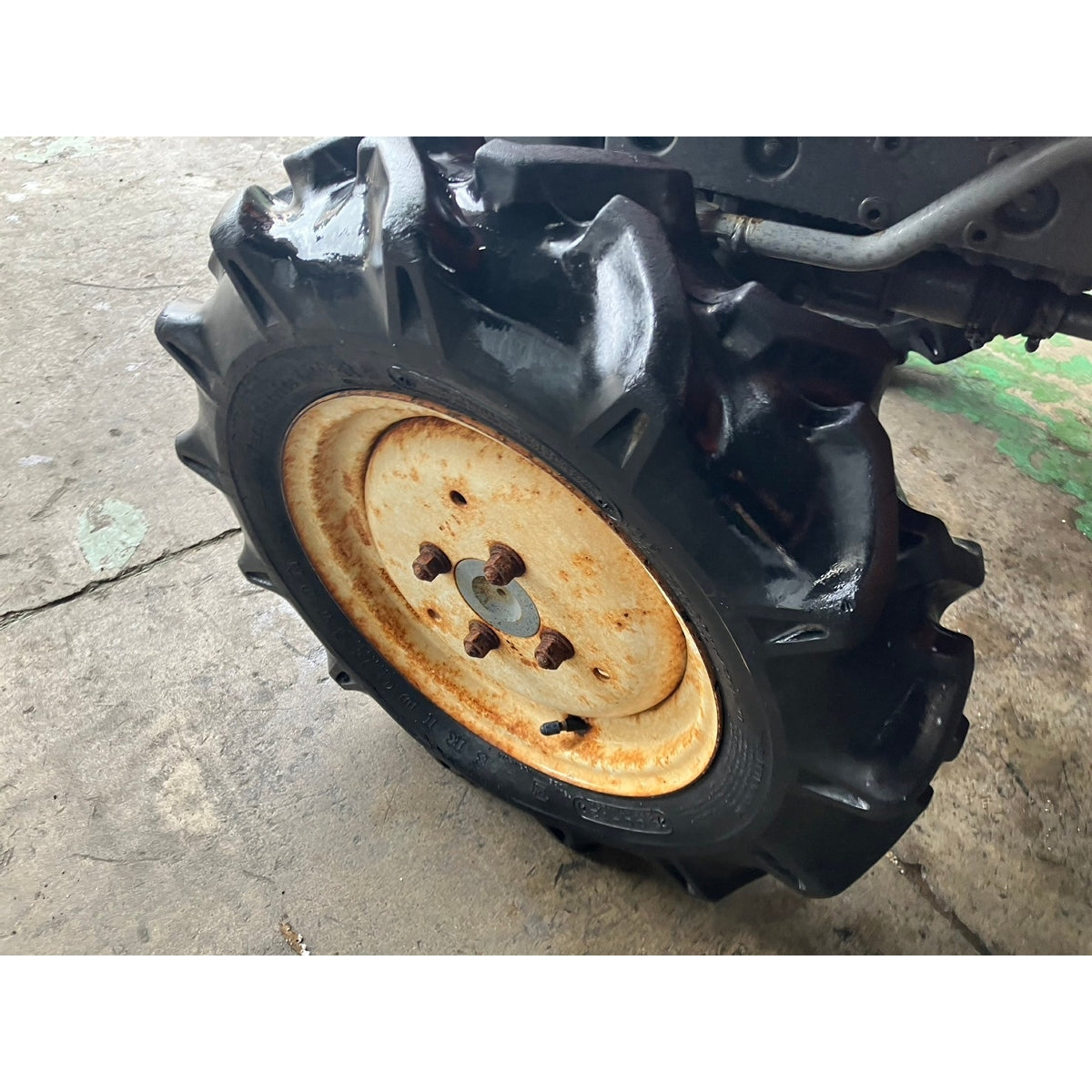 Tracteur Kubota B52 575h