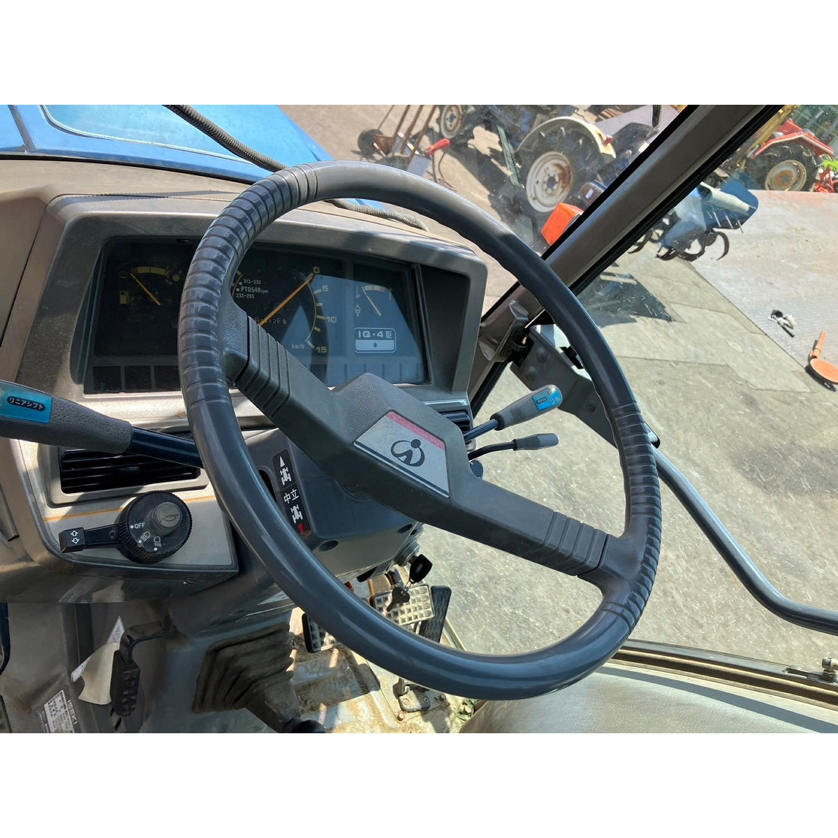 Tracteur Iseki TG273F 2411h