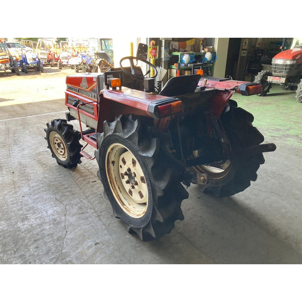 Tracteur Yanmar F215D 895h