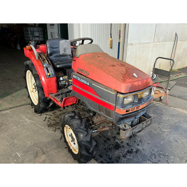 Tracteur Mitsubishi MT190D 996h