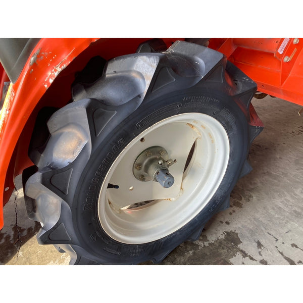 Tracteur Kubota GB175 703h