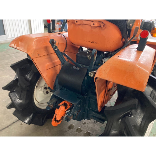 Tracteur Kubota B1400 209h