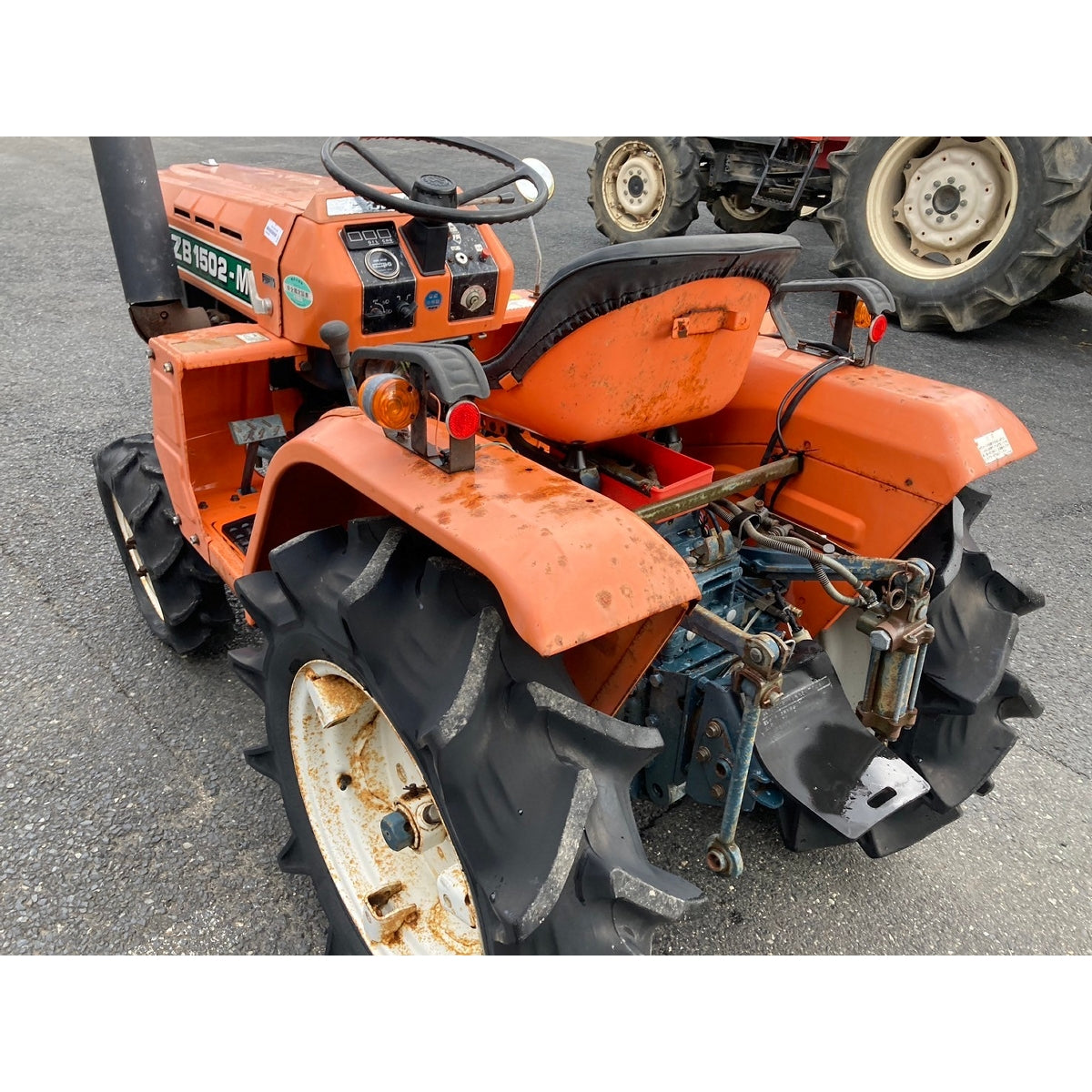 Tracteur Kubota B1502 616h