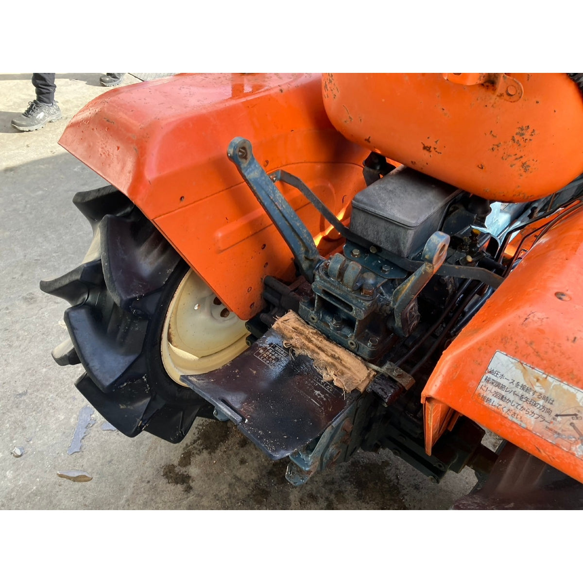 Tracteur Kubota B1500 682h