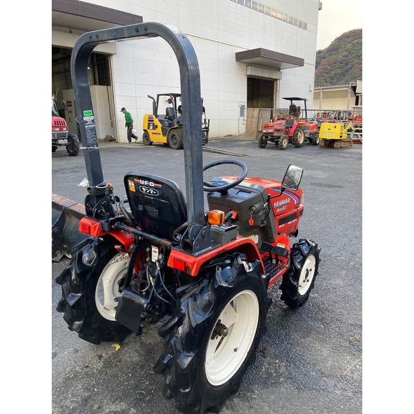 Tracteur Yanmar Ke-60 807h