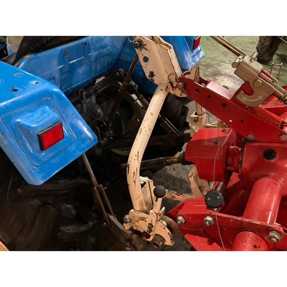 Tracteur Mitsubishi MT2201 1164h
