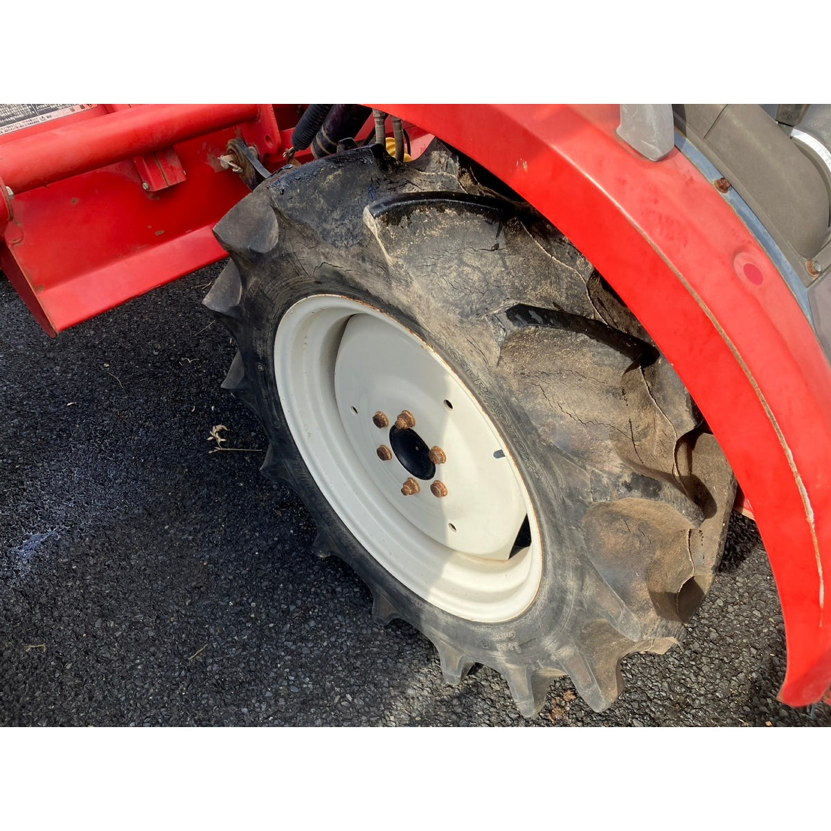 Tracteur Mitsubishi MT170 375h