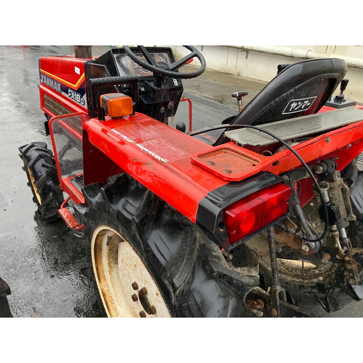 Tracteur Yanmar FX18D 1457h