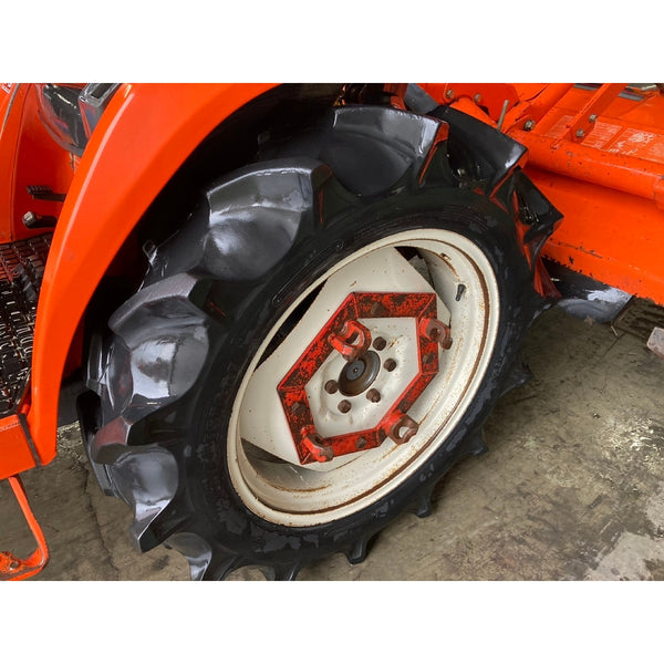 Tracteur Kubota GT8 2525h