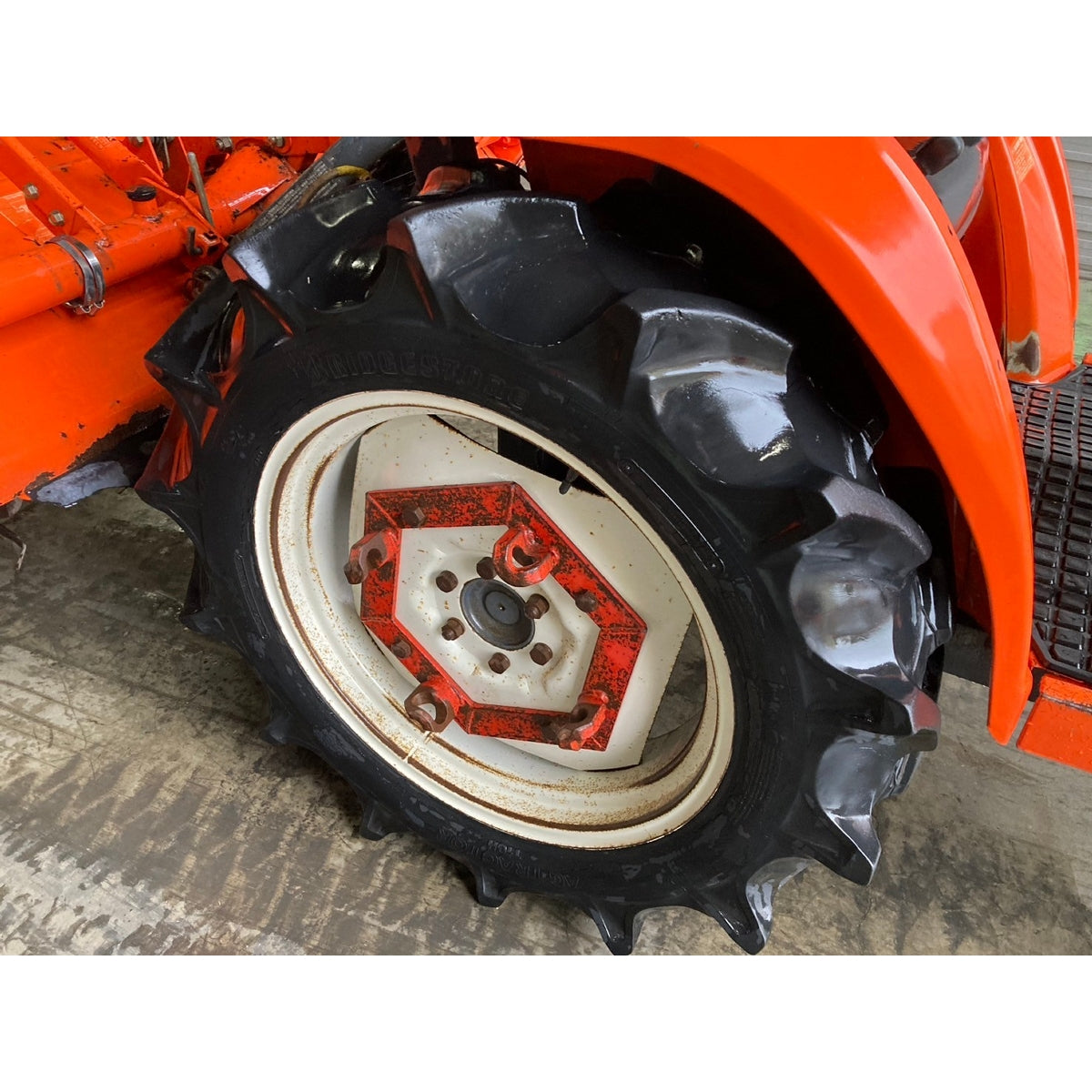Tracteur Kubota GT8 2525h