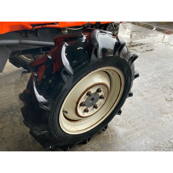 Tracteur Kubota GT8 2525h