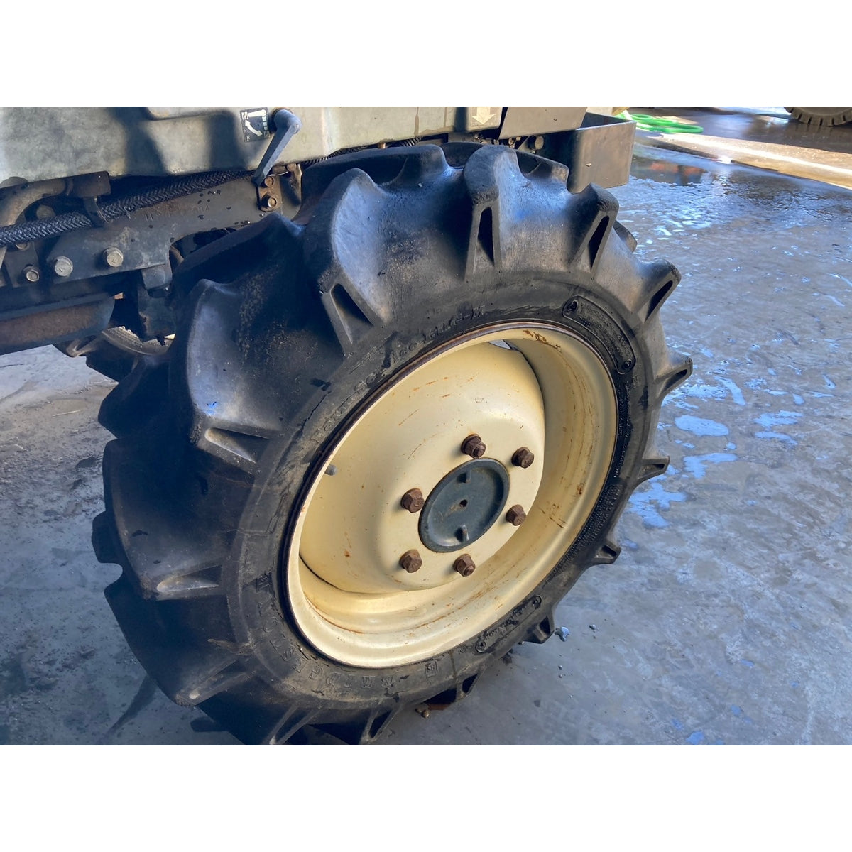 Tracteur Iseki TA207F 1910h