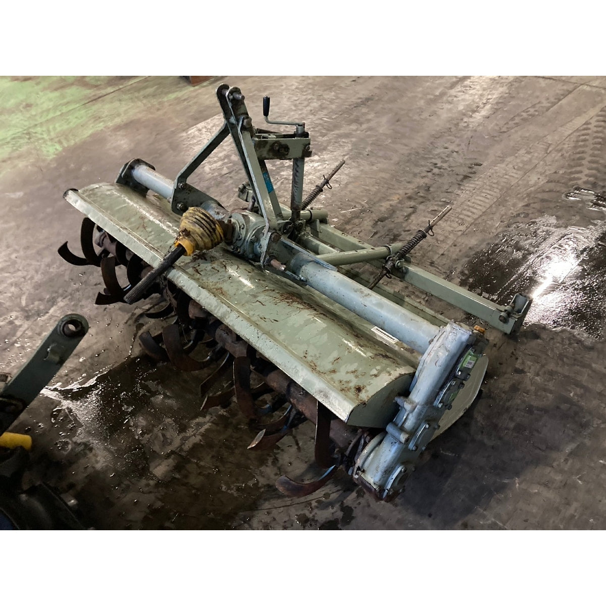 Tracteur Yanmar YM2610D 663h