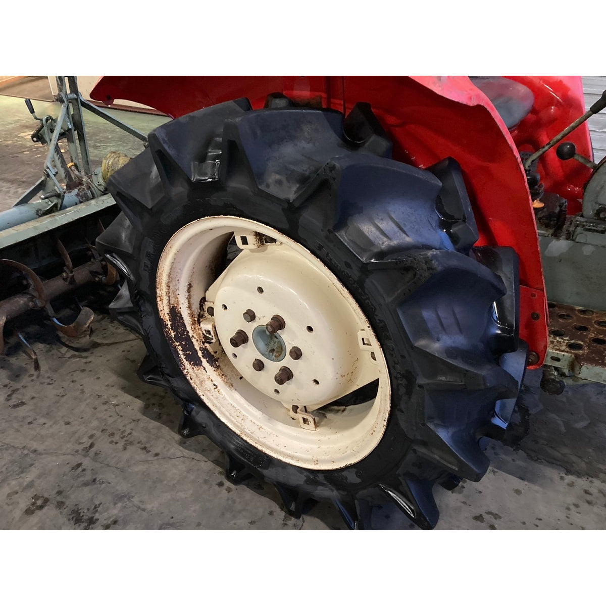 Tracteur Yanmar YM2610D 663h
