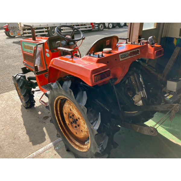 Tracteur Ninomoto N239D 2623h