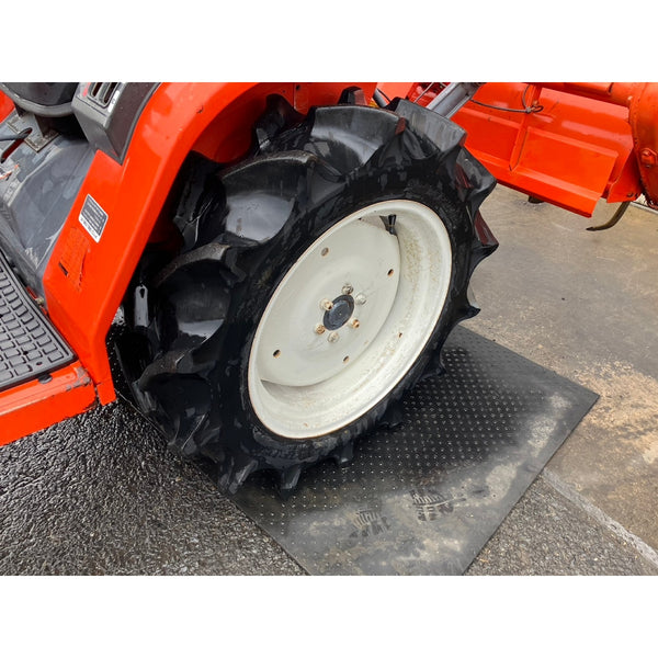 Tracteur Kubota A175D 795h