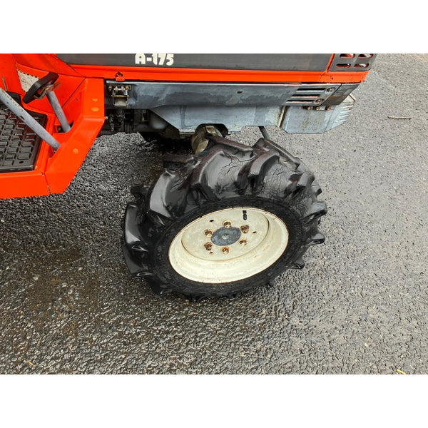 Tracteur Kubota A175D 795h