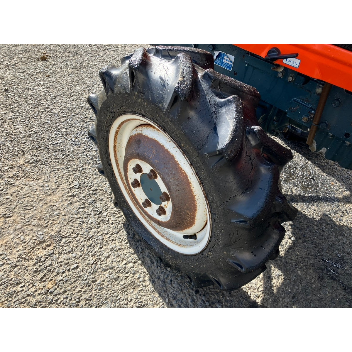 Tracteur Kubota L1-205D 231h