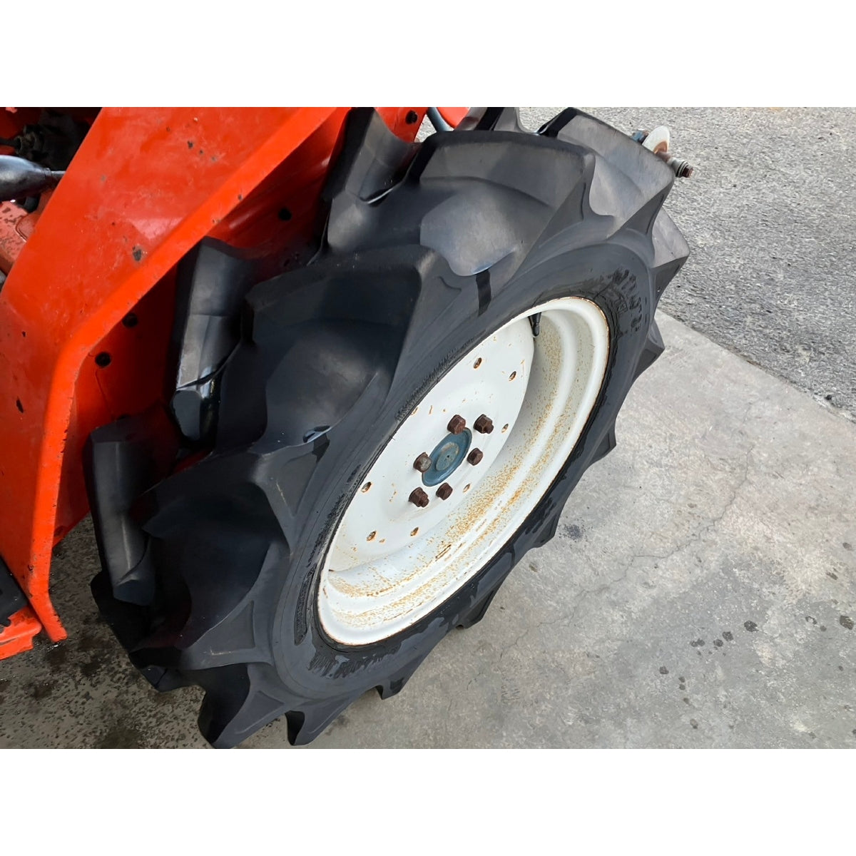 Tracteur Kubota L1-205D 669h