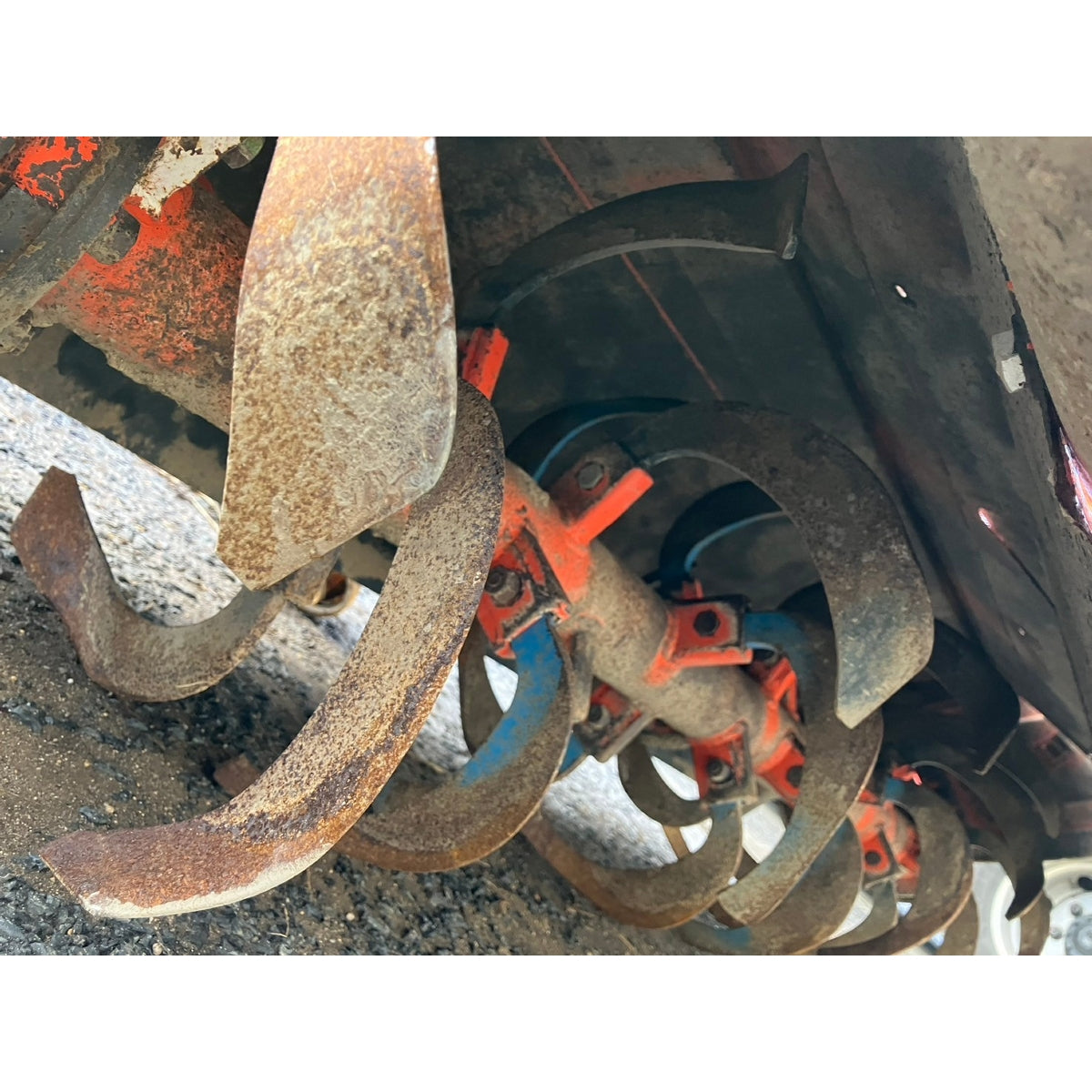 Tracteur Kubota L1-205D 669h