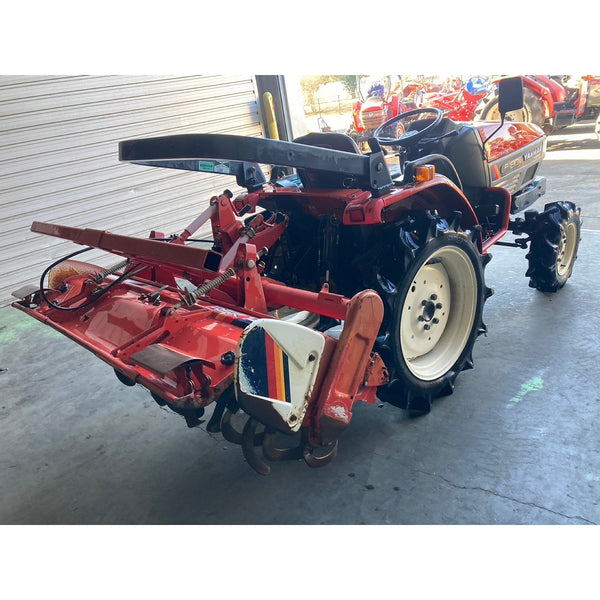 Tracteur Yanmar F190D 674h