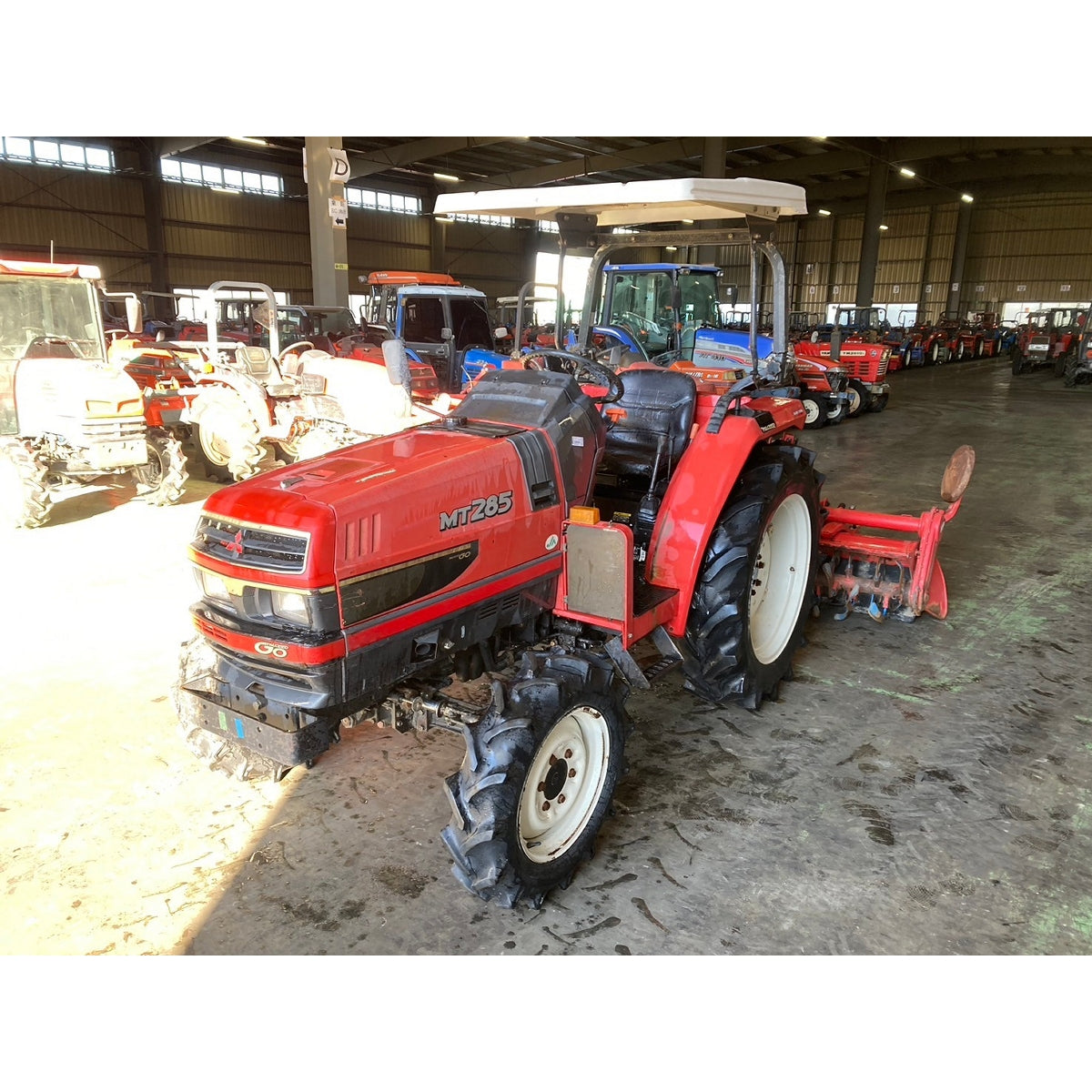 Tracteur Mitsubishi MT285D 2314h