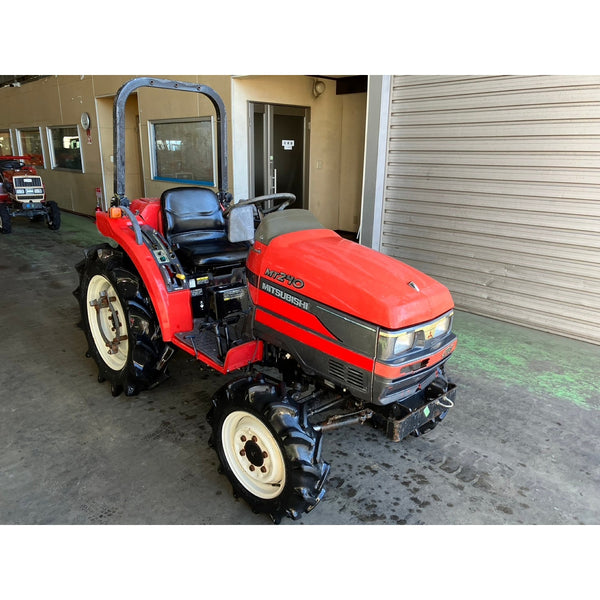 Tracteur Mitsubishi MT240 768h