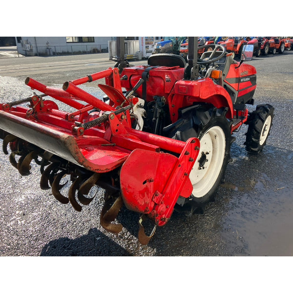 Tracteur Mitsubishi MT240 1300h
