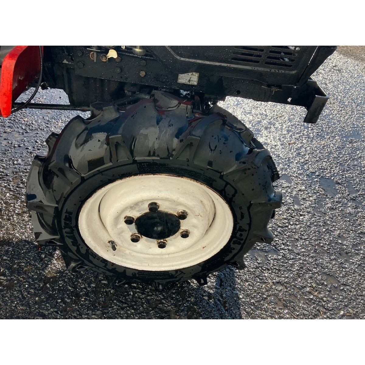 Tracteur Mitsubishi MT240 1300h