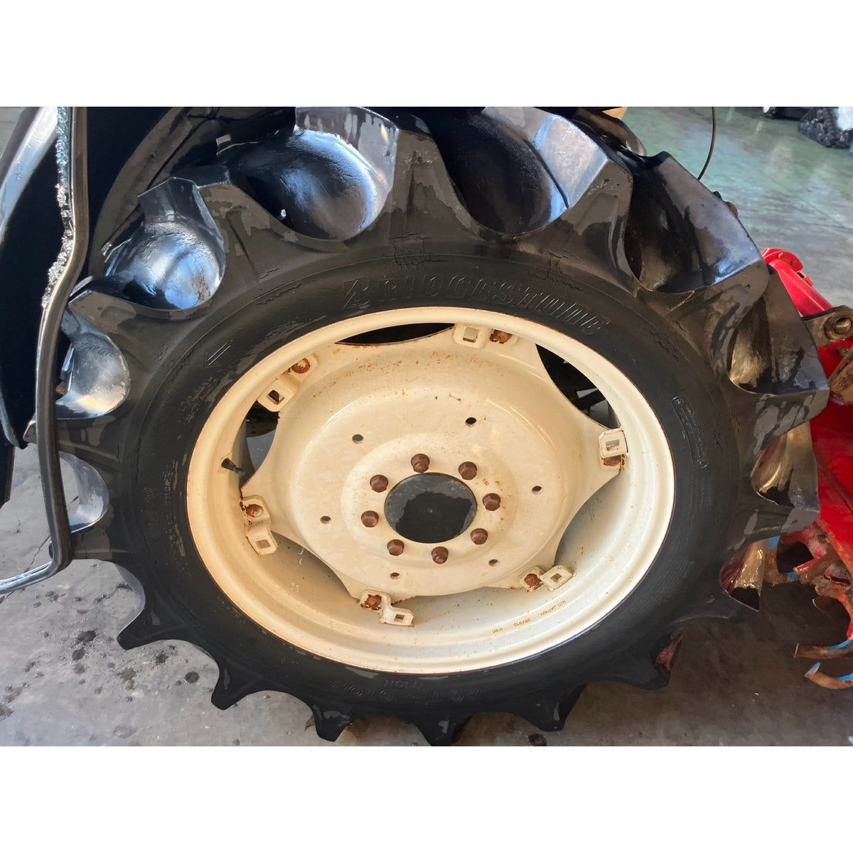 Tracteur Mitsubishi MT335D 2456h