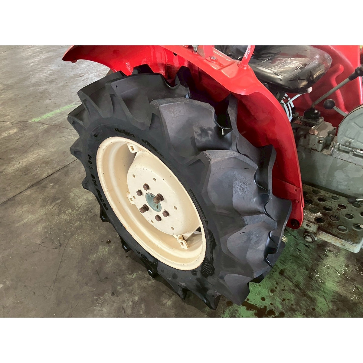 Tracteur Yanmar YM2610S 1190h