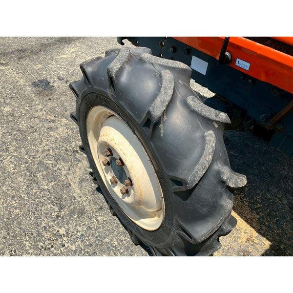 Tracteur Kubota L1-185D 1068h