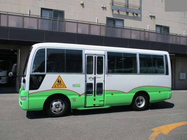 Nissan Civilian bus préscolaire