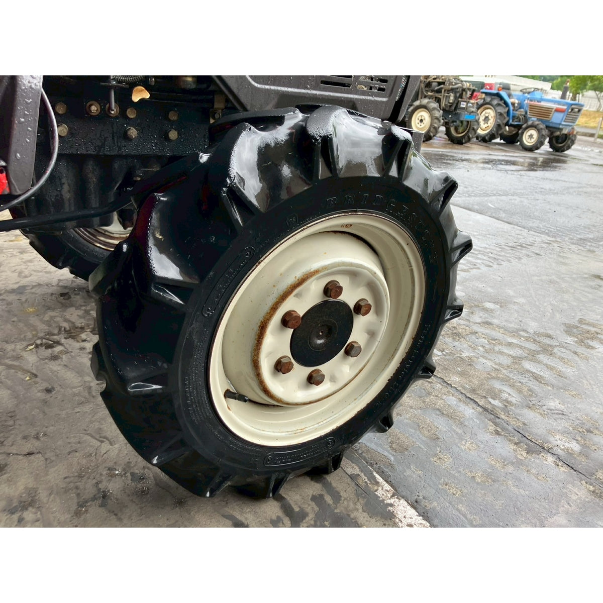 Tracteur Mitsubishi MT221 1496h