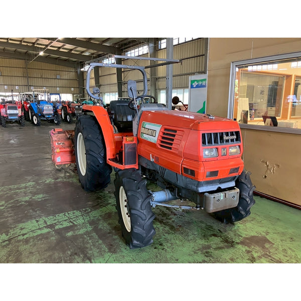 Tracteur Ninomoto NX320D 3340h