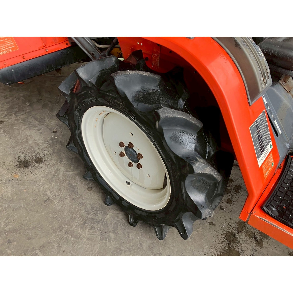 Tracteur Kubota A-175D 2406h