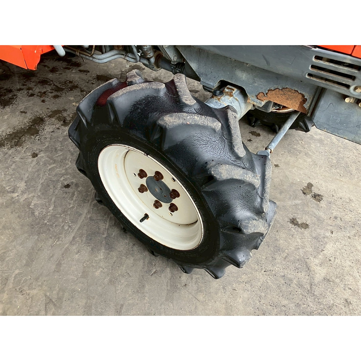 Tracteur Kubota A-175D 2406h