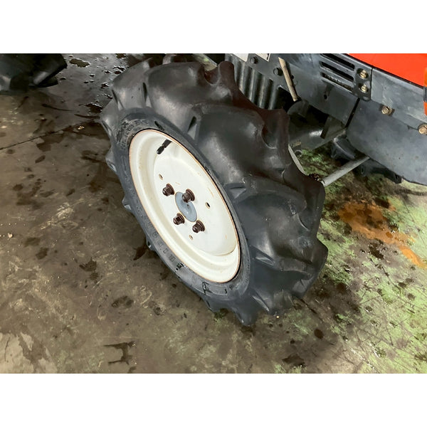 Tracteur Hinomoto CX14D 670h