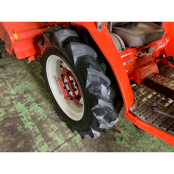 Tracteur Hinomoto NX261D 1593h