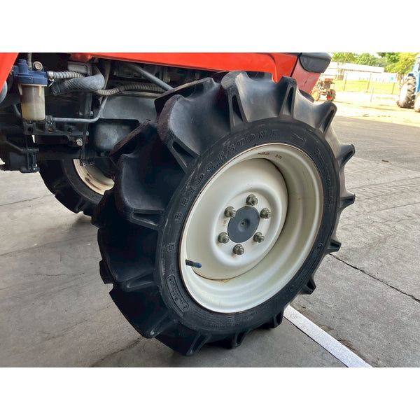 Tracteur Kubota GB180 484h
