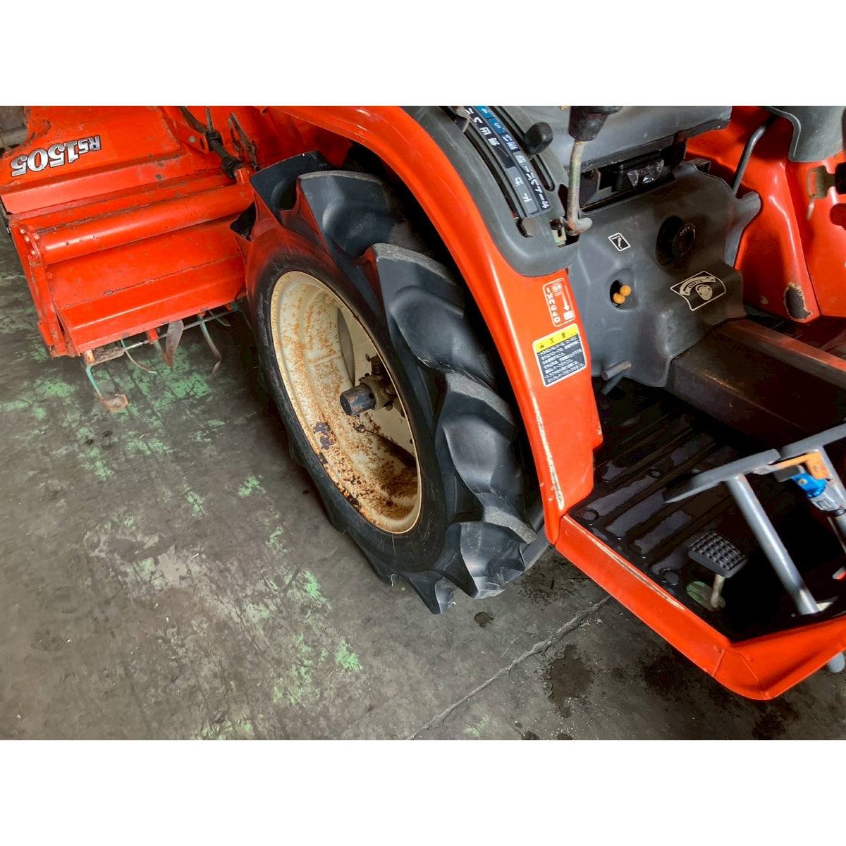 Tracteur Kubota GB155 696h
