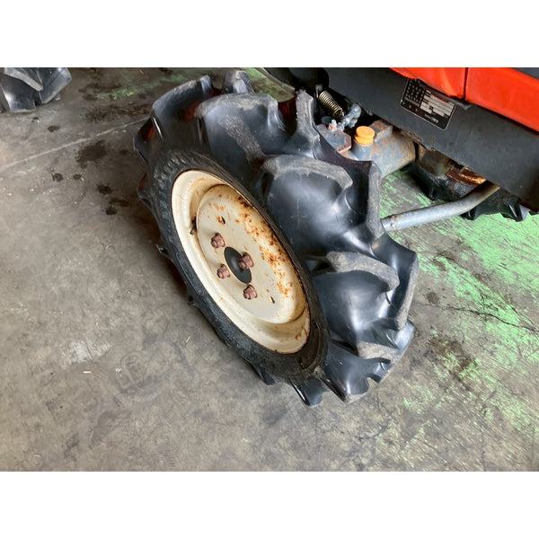 Tracteur Kubota GB155 696h