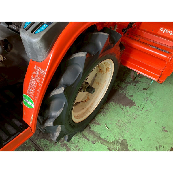 Tracteur Kubota GB155 696h